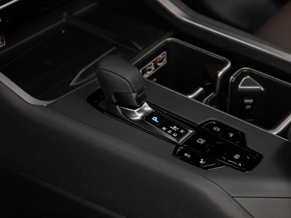 Lexus TX с пробегом 2026 года, цена 11 667 000 рублей, 40 км, внедорожник, Автокод Объявления