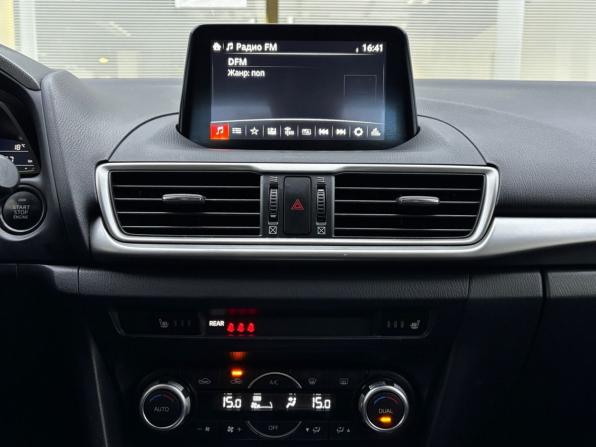 Mazda 3 III (BM) Рестайлинг с пробегом 2017 года, цена 1 550 000 рублей, 133000 км, седан, Автокод Объявления