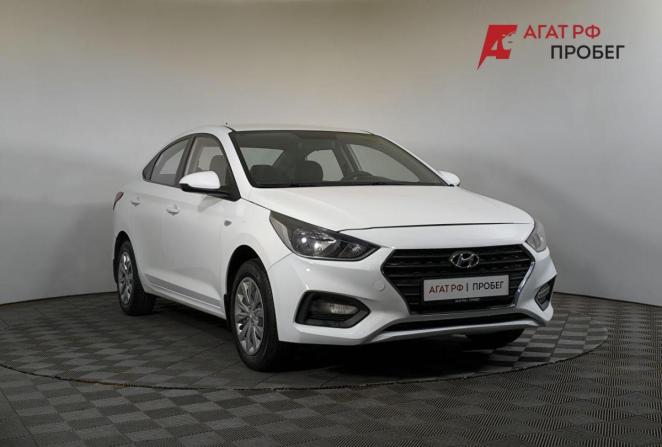 Hyundai Solaris II с пробегом 2018 года, цена 1 100 000 рублей, 77190 км, седан, Автокод Объявления