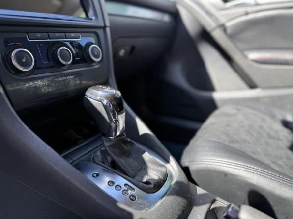 Volkswagen Golf VI с пробегом 2011 года, цена 599 990 рублей, 238000 км, хэтчбек, Автокод Объявления