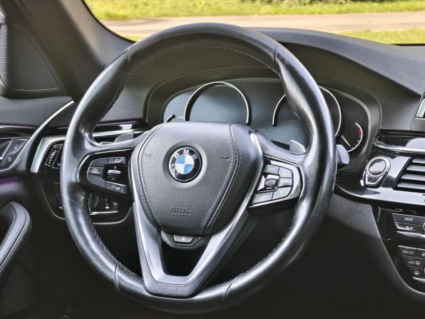 BMW 5 серии VII (G30/G31/G38) с пробегом 2018 года, цена 2 150 000 рублей, 207600 км, седан, Автокод Объявления