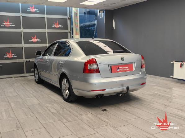 Skoda Octavia II (A5) Рестайлинг с пробегом 2010 года, цена 777 000 рублей, 165000 км, лифтбек, Автокод Объявления