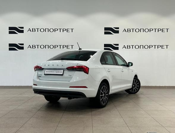 Skoda Rapid II с пробегом 2021 года, цена 1 629 000 рублей, 99261 км, лифтбек, Автокод Объявления