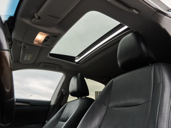 Lexus ES VI с пробегом 2014 года, цена 2 148 000 рублей, 213560 км, седан, Автокод Объявления