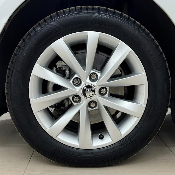 Skoda Octavia III (A7) Рестайлинг Москва  - изображение 14