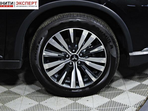Mitsubishi Outlander III Рестайлинг 3 с пробегом 2018 года, цена 2 257 000 рублей, 109526 км, внедорожник, Автокод Объявления