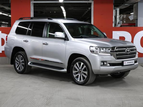 Toyota Land Cruiser 200 Series Рестайлинг 2 с пробегом 2017 года, цена 5 649 000 рублей, 273423 км, внедорожник, Автокод Объявления