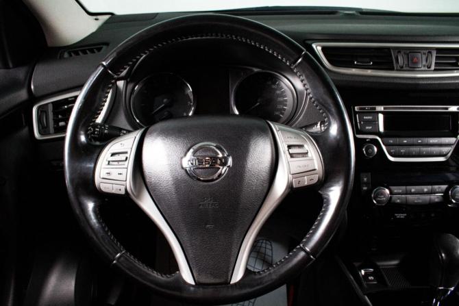 Nissan Qashqai II с пробегом 2017 года, цена 1 899 000 рублей, 83500 км, внедорожник, Автокод Объявления