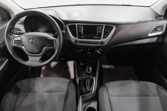 Hyundai Solaris II Рестайлинг с пробегом 2020 года, цена 1 399 000 рублей, 60000 км, седан, Автокод Объявления