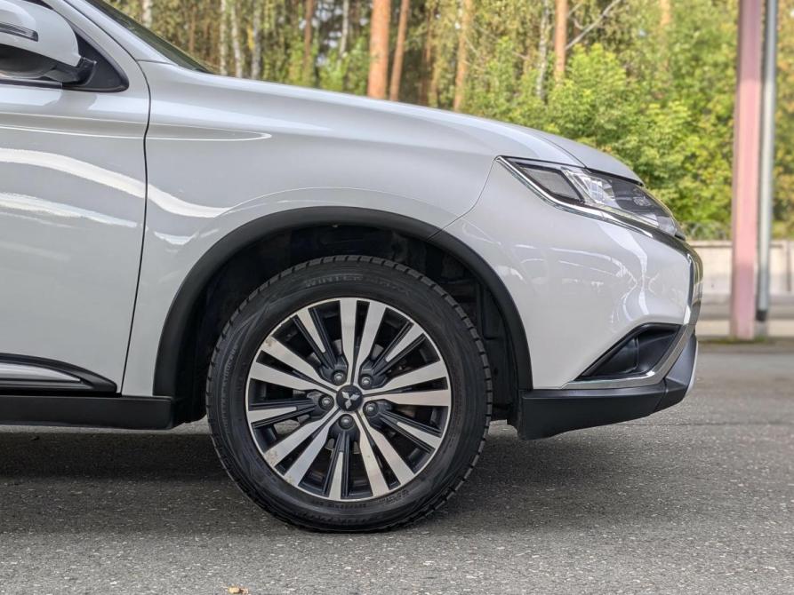 Mitsubishi Outlander III Рестайлинг 3 Екатеринбург  - изображение 10