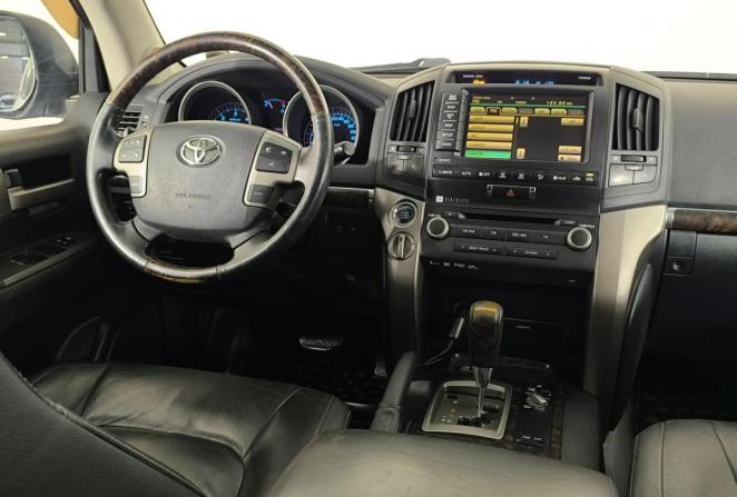 Toyota Land Cruiser 200 Series с пробегом 2011 года, цена 3 315 000 рублей, 327190 км, внедорожник, Автокод Объявления