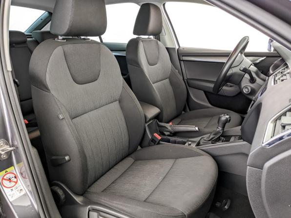 Skoda Octavia III (A7) Рестайлинг с пробегом 2020 года, цена 2 170 000 рублей, 93354 км, лифтбек, Автокод Объявления