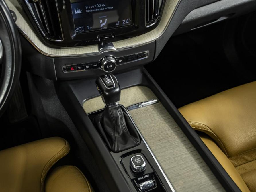 Volvo XC60 II Москва  - изображение 16