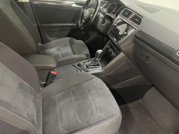 Volkswagen Tiguan II с пробегом 2018 года, цена 2 149 000 рублей, 221876 км, внедорожник, Автокод Объявления