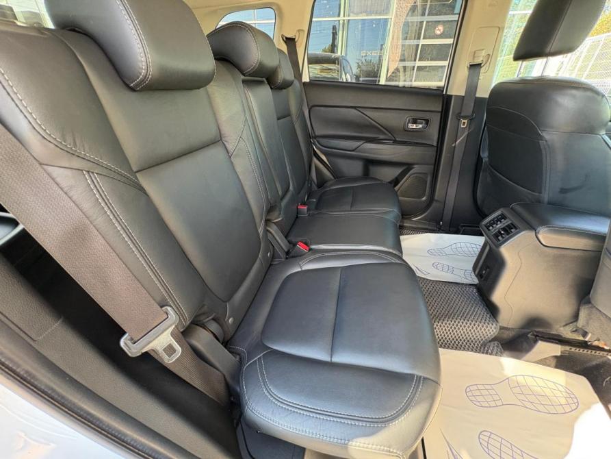 Mitsubishi Outlander III Рестайлинг 3 Уфа  - изображение 18