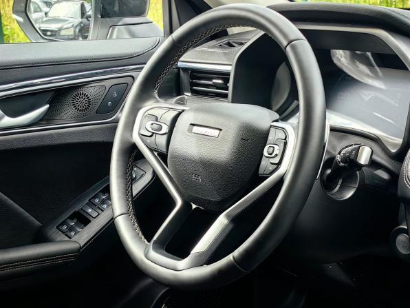 Haval Jolion I Рестайлинг с пробегом 2025 года, цена 2 349 000 рублей, 4352 км, внедорожник, Автокод Объявления