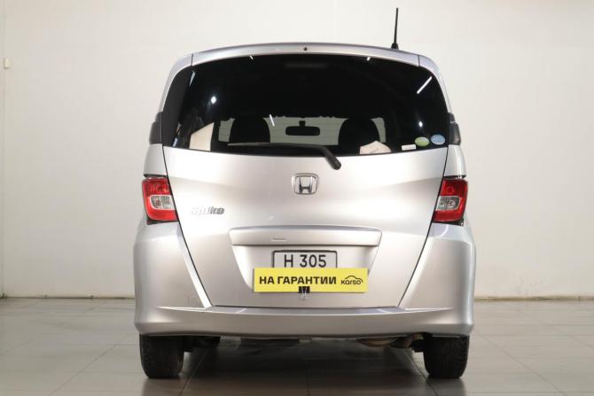 Honda Freed I Рестайлинг с пробегом 2010 года, цена 959 000 рублей, 124200 км, компактвэн, Автокод Объявления
