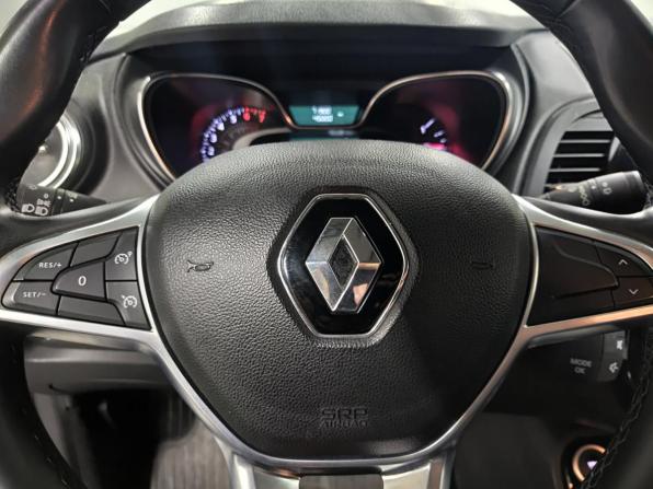 Renault Kaptur I Рестайлинг с пробегом 2021 года, цена 1 850 000 рублей, 71898 км, внедорожник, Автокод Объявления
