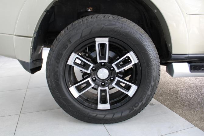 Mitsubishi Pajero IV с пробегом 2011 года, цена 2 780 000 рублей, 12928 км, внедорожник, Автокод Объявления