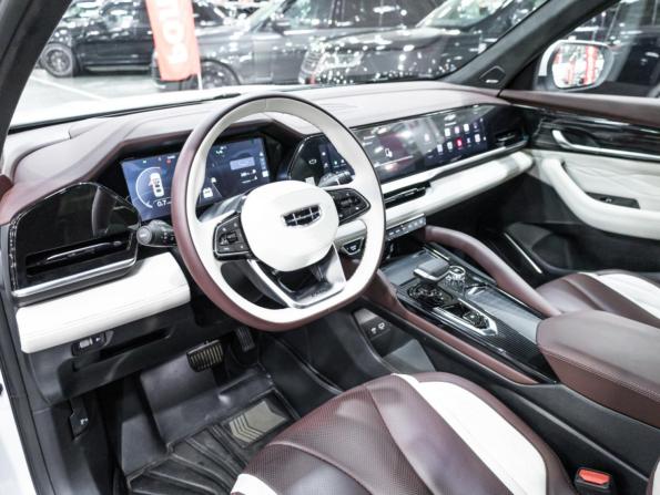 Geely Monjaro I с пробегом 2022 года, цена 3 049 000 рублей, 31300 км, внедорожник, Автокод Объявления