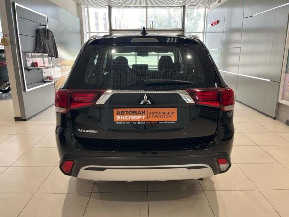 Mitsubishi Outlander III Рестайлинг 3 с пробегом 2020 года, цена 2 079 000 рублей, 98906 км, внедорожник, Автокод Объявления