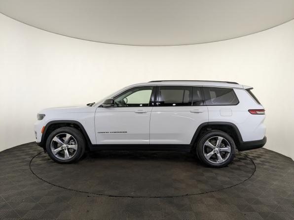 Jeep Grand Cherokee V (WL) с пробегом 2022 года, цена 5 750 000 рублей, 69048 км, внедорожник, Автокод Объявления
