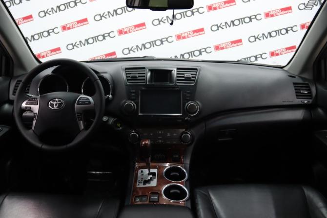 Toyota Highlander II (XU40) Рестайлинг с пробегом 2013 года, цена 1 895 950 рублей, 354694 км, внедорожник, Автокод Объявления