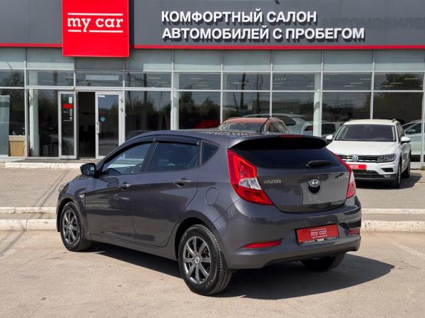 Hyundai Solaris I Рестайлинг с пробегом 2015 года, цена 1 050 000 рублей, 72600 км, хэтчбек, Автокод Объявления