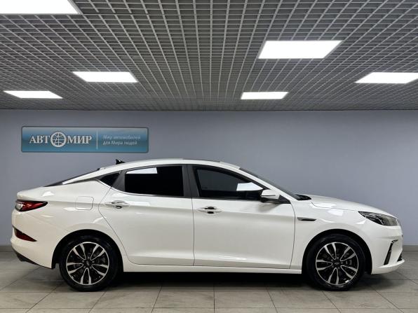 JAC J7 I с пробегом 2023 года, цена 1 300 000 рублей, 44472 км, лифтбек, Автокод Объявления