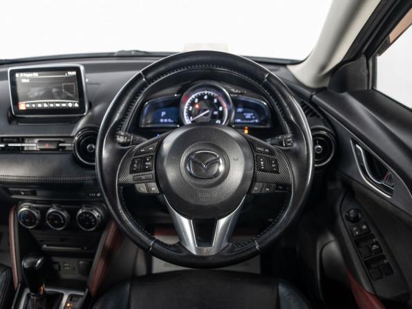 Mazda CX-3 I с пробегом 2016 года, цена 1 250 000 рублей, 181815 км, внедорожник, Автокод Объявления