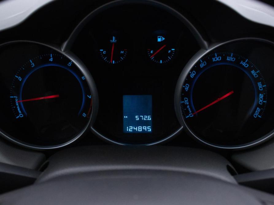 Chevrolet Cruze I Рестайлинг Москва  - изображение 12