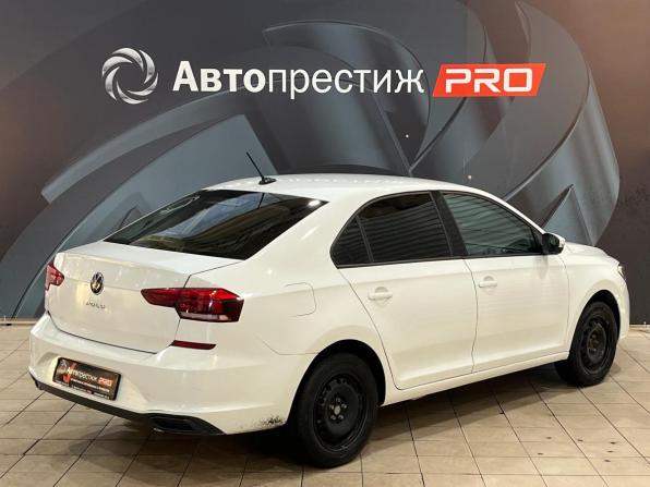 Volkswagen Polo VI с пробегом 2021 года, цена 870 000 рублей, 260072 км, лифтбек, Автокод Объявления