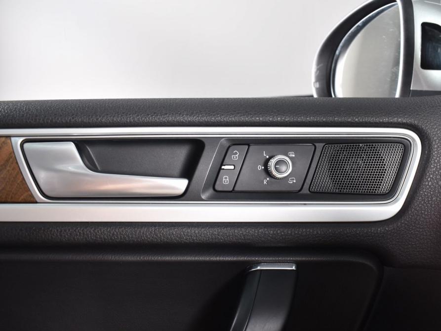 Volkswagen Touareg II Рестайлинг Кемерово  - изображение 22