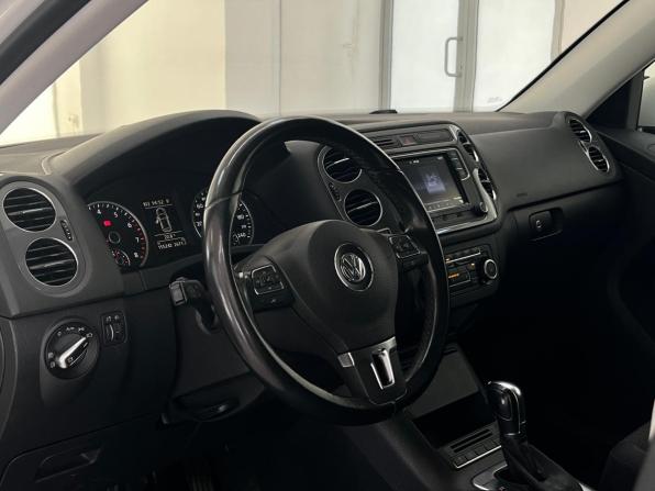 Volkswagen Tiguan I Рестайлинг с пробегом 2013 года, цена 1 680 000 рублей, 155241 км, внедорожник, Автокод Объявления
