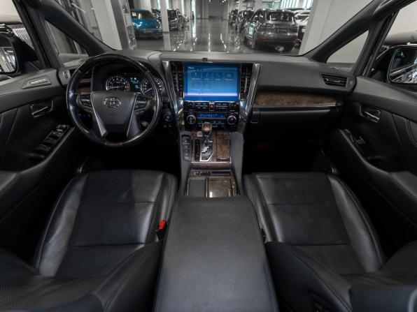 Toyota Alphard III Рестайлинг с пробегом 2021 года, цена 6 200 000 рублей, 122228 км, минивэн, Автокод Объявления