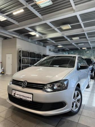 Volkswagen Polo V с пробегом 2012 года, цена 889 000 рублей, 79772 км, седан, Автокод Объявления