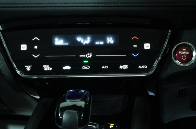 Honda Vezel I с пробегом 2014 года, цена 1 549 000 рублей, 129078 км, внедорожник, Автокод Объявления