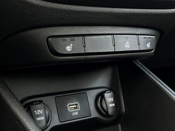 Hyundai Solaris II с пробегом 2019 года, цена 1 353 300 рублей, 128653 км, седан, Автокод Объявления