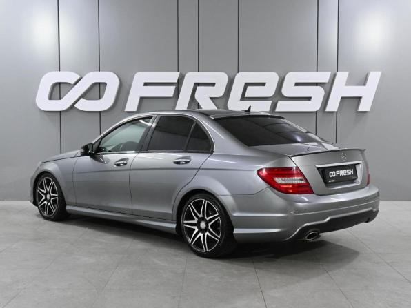 Mercedes-Benz C-Класс III (W204) Рестайлинг с пробегом 2013 года, цена 1 489 000 рублей, 160587 км, седан, Автокод Объявления