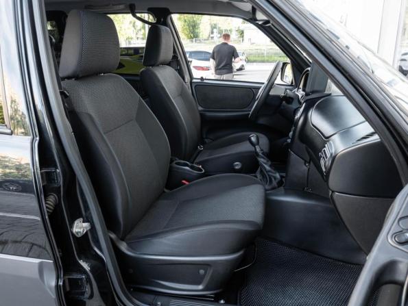 Chevrolet Niva I Рестайлинг с пробегом 2018 года, цена 833 200 рублей, 67435 км, внедорожник, Автокод Объявления