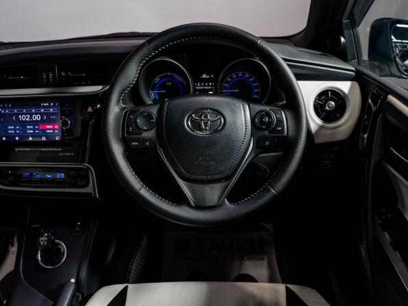 Toyota Auris II Рестайлинг с пробегом 2016 года, цена 1 425 000 рублей, 118500 км, хэтчбек, Автокод Объявления