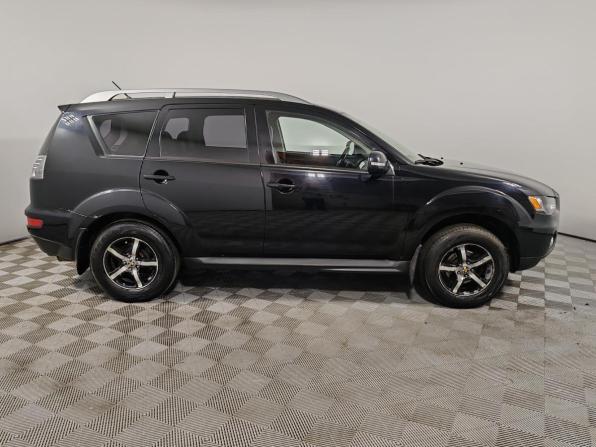 Mitsubishi Outlander II Рестайлинг с пробегом 2010 года, цена 949 000 рублей, 196792 км, внедорожник, Автокод Объявления