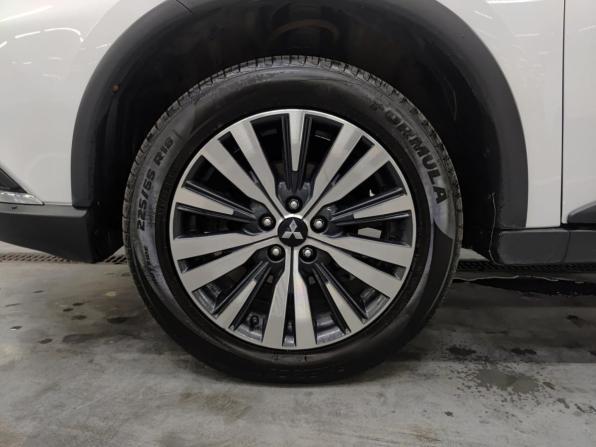 Mitsubishi Outlander III Рестайлинг 3 с пробегом 2021 года, цена 2 450 000 рублей, 143387 км, внедорожник, Автокод Объявления