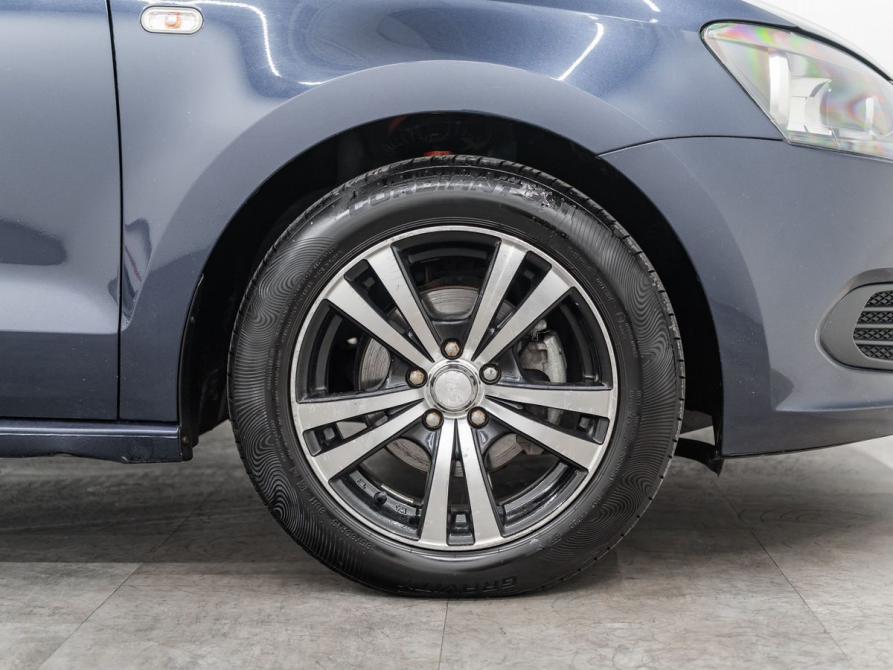 Volkswagen Polo V Красноярск  - изображение 18
