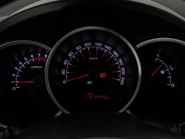 Kia Venga I с пробегом 2012 года, цена 899 000 рублей, 148000 км, компактвэн, Автокод Объявления