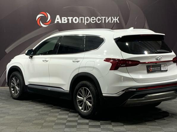 Hyundai Santa Fe IV Рестайлинг с пробегом 2022 года, цена 3 780 000 рублей, 36214 км, внедорожник, Автокод Объявления