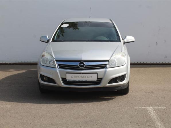 Opel Astra H Рестайлинг с пробегом 2012 года, цена 600 000 рублей, 163232 км, седан, Автокод Объявления