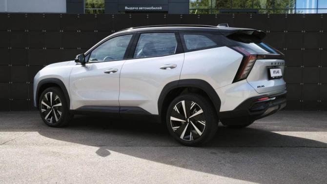 Новый Geely Atlas II 2026 года, цена 4 229 990 рублей, внедорожник, Автокод Объявления