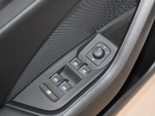 Skoda Octavia IV (A8) с пробегом 2021 года, цена 2 689 900 рублей, 33209 км, лифтбек, Автокод Объявления