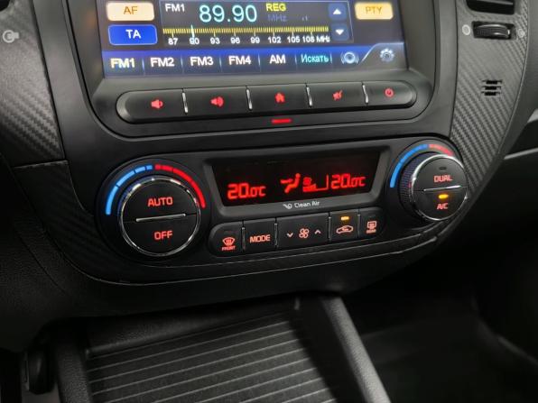 Kia Cerato III с пробегом 2015 года, цена 1 175 000 рублей, 121552 км, седан, Автокод Объявления